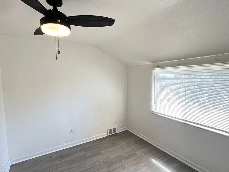 7939 Thon Dr — Photo 14
