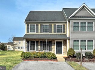 150 Kentwell Dr, York, PA 17406