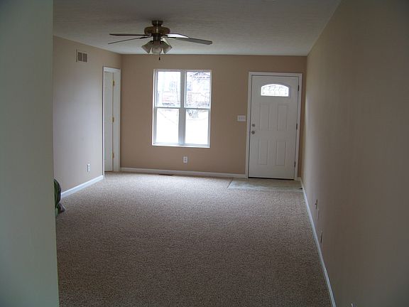 3rd image of 7140 Douglas St