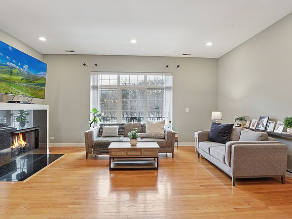 3rd image of 6425 W Touhy Ave APT 2B