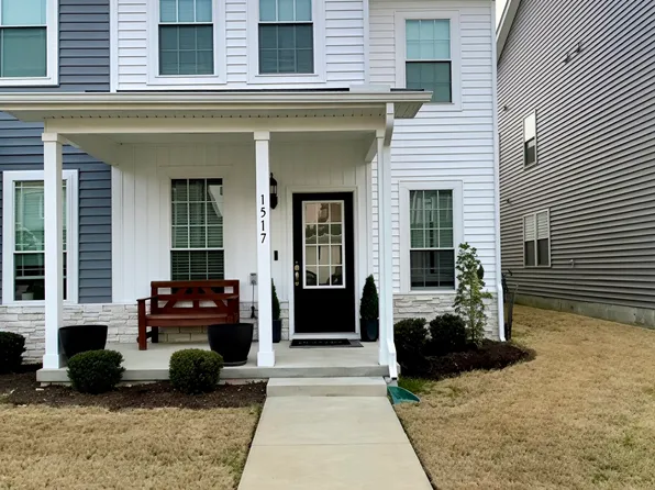 1517 Auckland Ct, Newport News, VA 23608