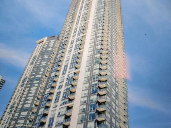 4011 Brickstone Mews #401, Mississauga, ON L5B 0J7