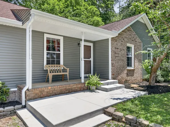 428 Karstridge Rd, Smyrna, TN 37167