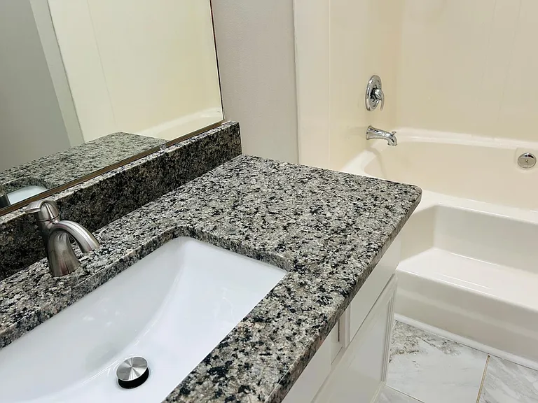 617 W Mnr — Photo 10