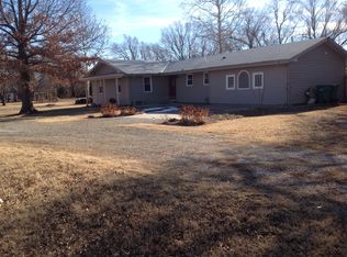 617 W 47th St N, Wichita, KS 67204