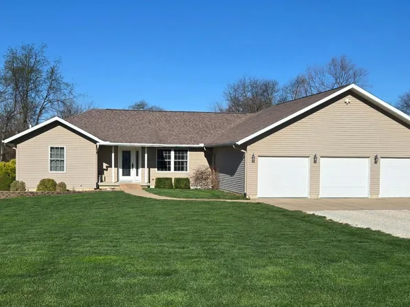 28948 N Woodside Dr, Canton, IL 61520