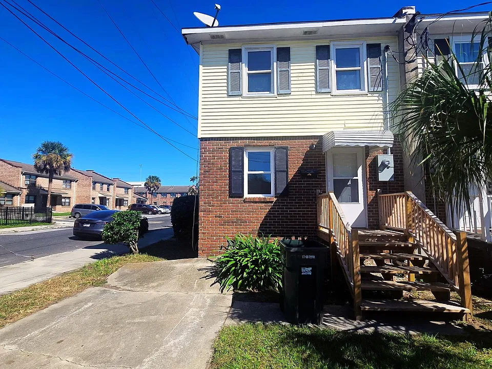 38 Drake St
