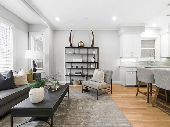 2nd image of 259 Gold St #1