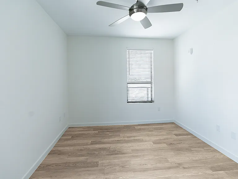 The Centro Apartments — Photo 98