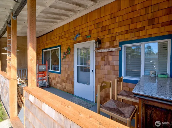 22604 S Place, Ocean Park, WA 98640