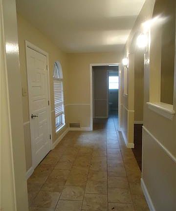 2nd image of 4750 Meadow Dr