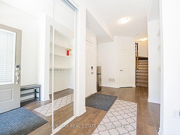 3rd image of 84 Melmar St