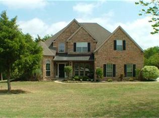 4640 Plainview Rd, Midlothian, TX 76065