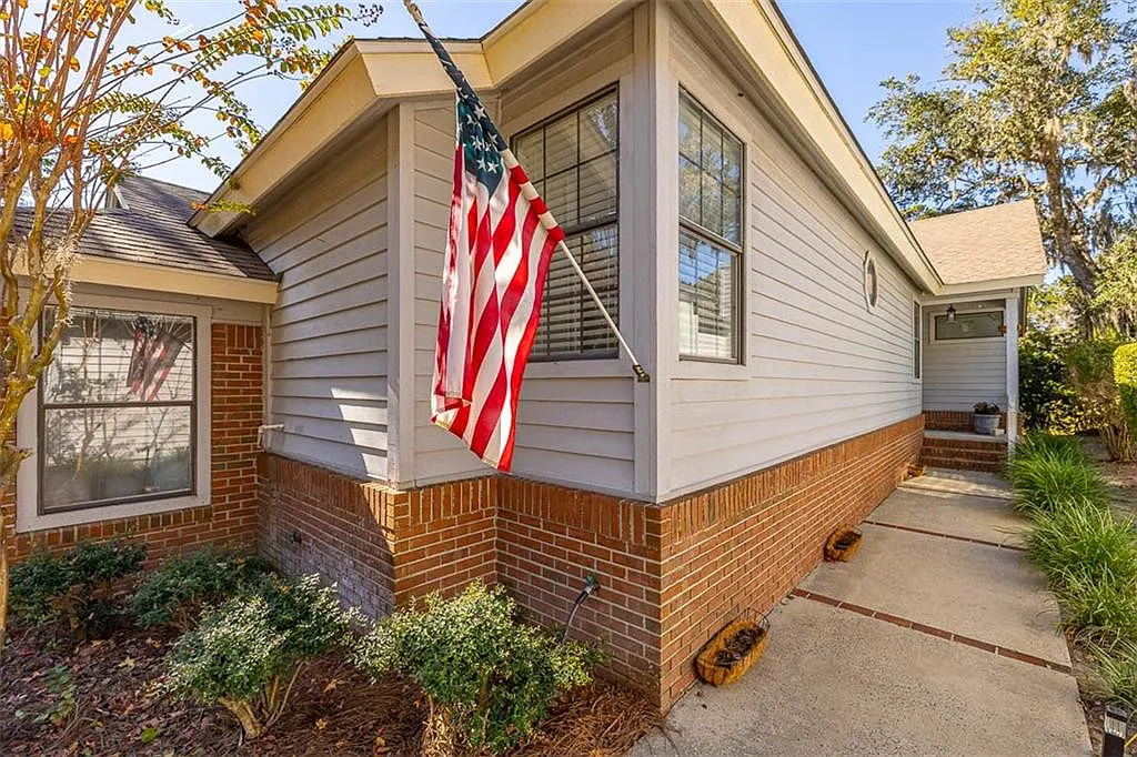 3 bed, 1777 sqft, $3,100 — Photo 1
