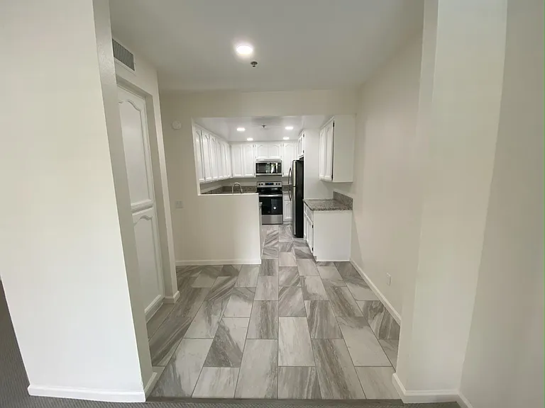 5845 Friars Rd #1216 — Photo 38