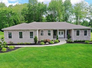 8914 Altura Dr NE, Warren, OH