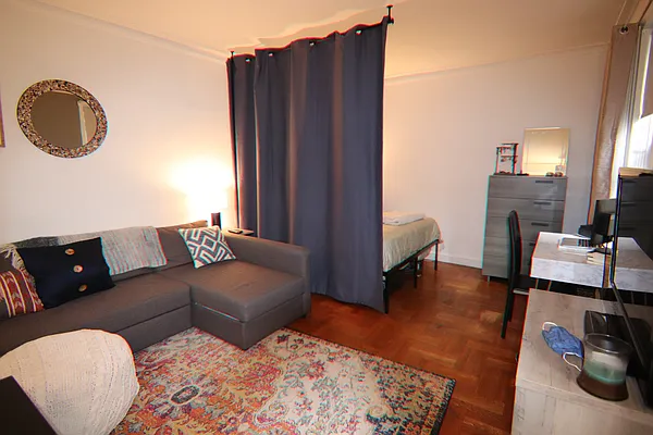 Rented by Carol T. Marino, LREB | media 10