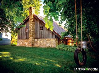 892 Pole Line Rd, Postville, IA 52162