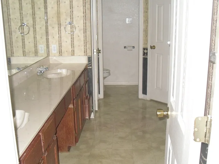 4201 Windwood Dr — Photo 19