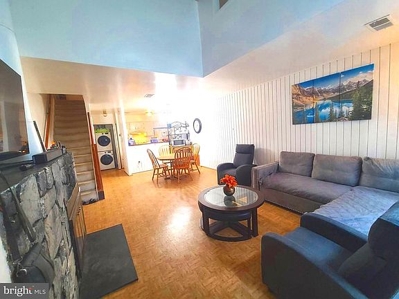 2nd image of 3805 El Camino Pl #25