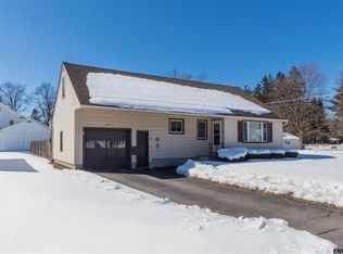 38 S Hollywood Ave, Gloversville, NY 12078