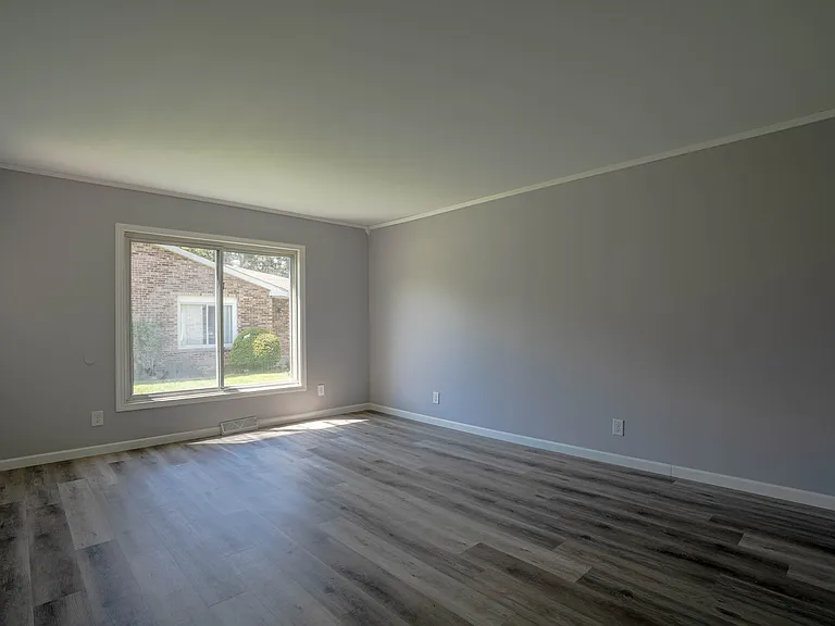 6874 Old Porter Rd #6874 — Photo 11