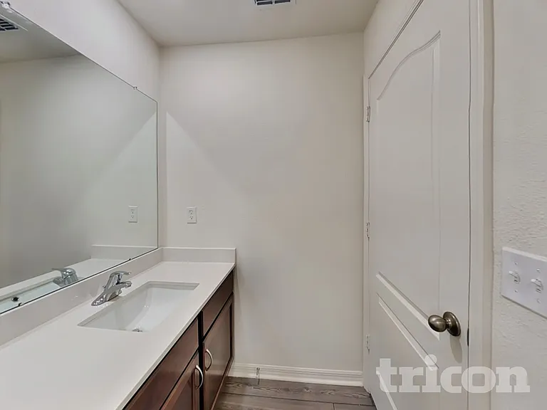 443 Underwood Trl — Photo 17