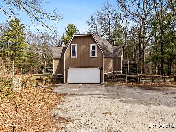 4th image of 2447 Roberts Rd