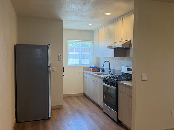 2nd image of 1803 James Pl