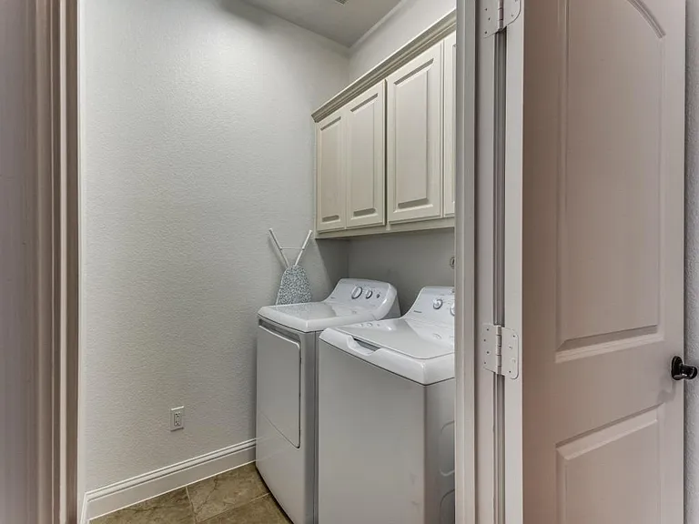 7935 Osborn Pkwy — Photo 7