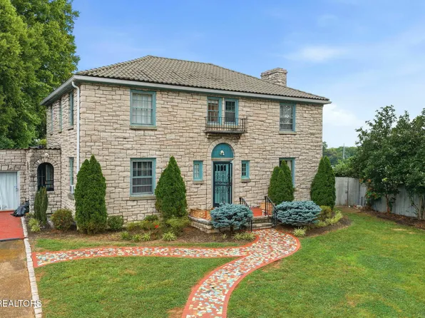 2715 Sullins St, Knoxville, TN 37919