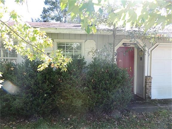 2nd image of 909 Stewart St