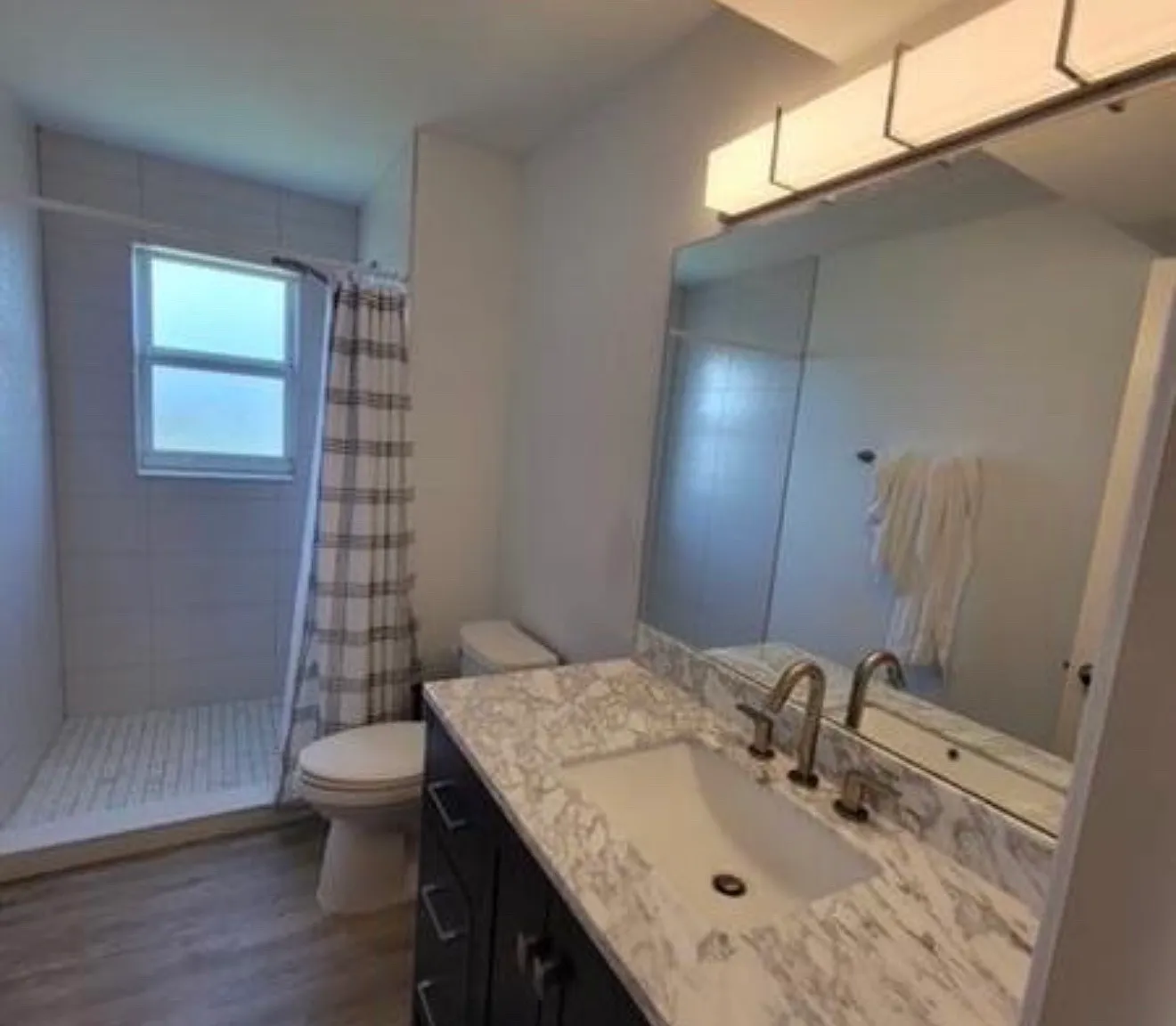 2 bed, $2,200 — Photo 3