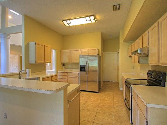 5th image of 2473 Southern Hills Ct