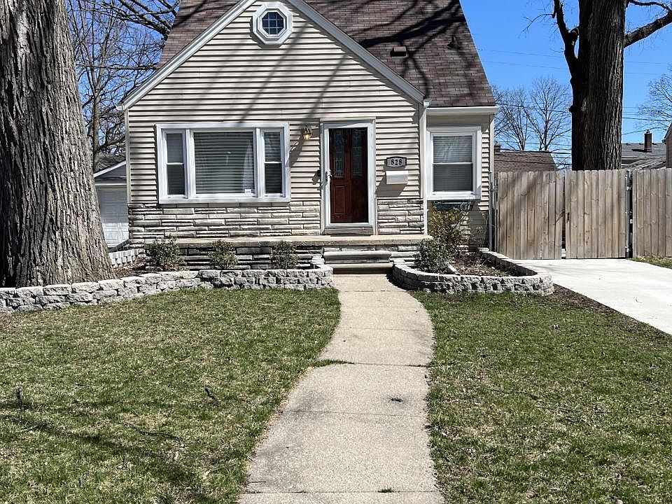 1st image of 828 N Rembrandt Ave