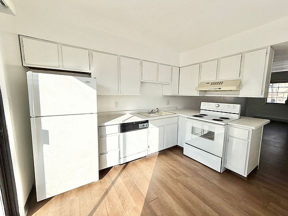 2nd image of 43 Royal Crest Dr #D