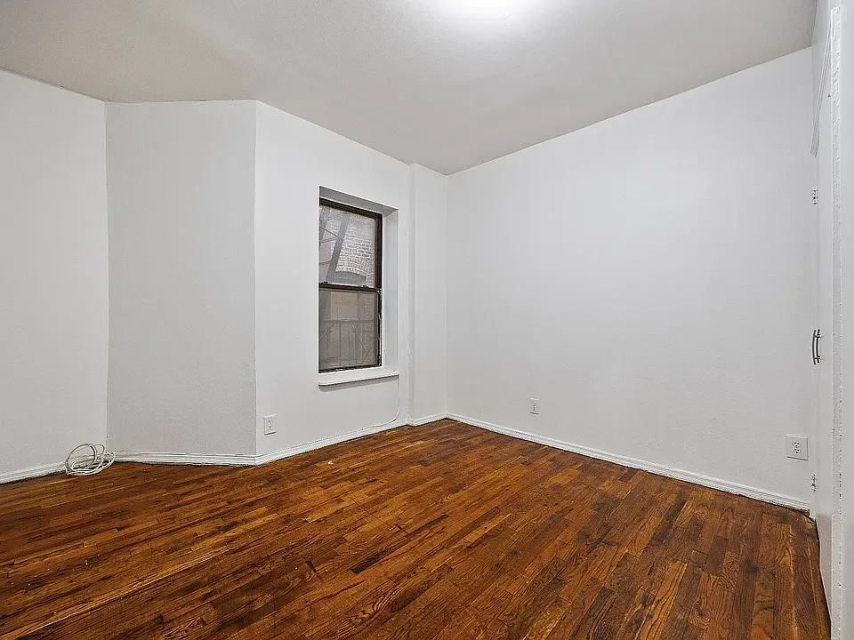 5 Linden Blvd #4A