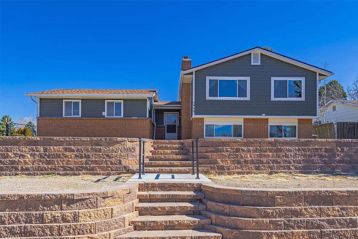 Building Photo - 4948 Turquoise Cir