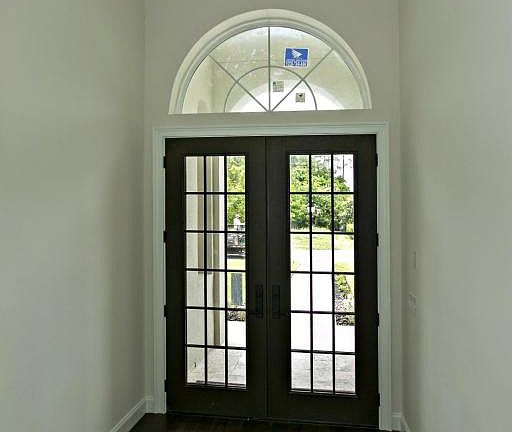 2nd image of 121 King Sago Ct