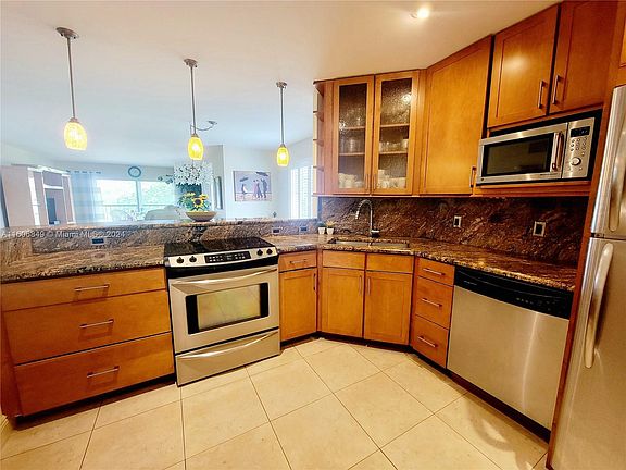 3rd image of 6301 N Falls Circle Dr APT 401