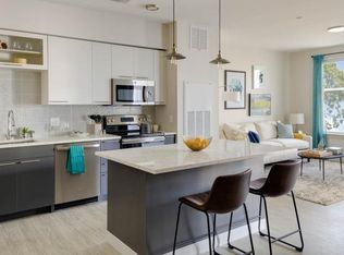 300 Presidential Way #1B2, Woburn, MA 01801