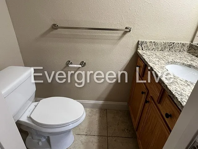 206 Swing Ct — Photo 7