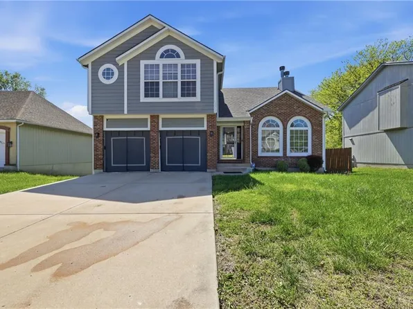 12308 Corrington Ave, Grandview, MO 64030