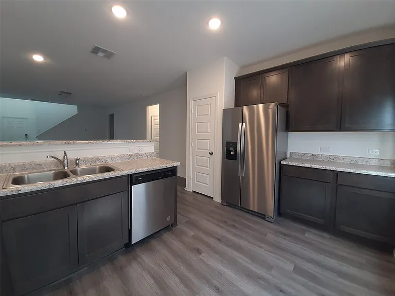 16568 Moss Ln — Photo 10