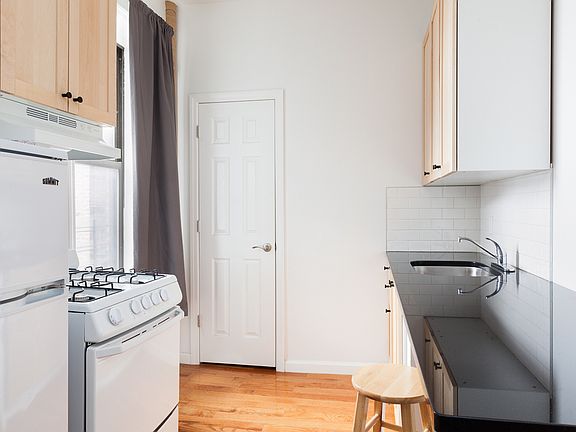 3rd image of 579 61st St APT 4A
