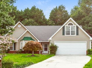 2715 Tradd Ct, Snellville, GA 30039