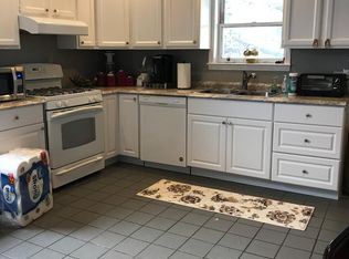 15 Middle St, Newton, MA 02458