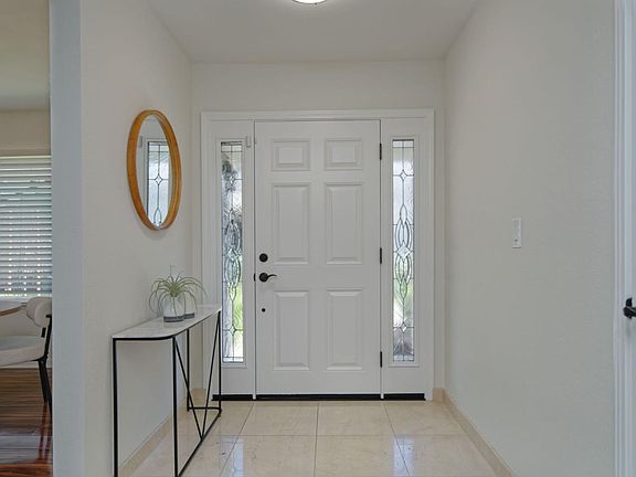 4th image of 1139 Holly Oak Cir