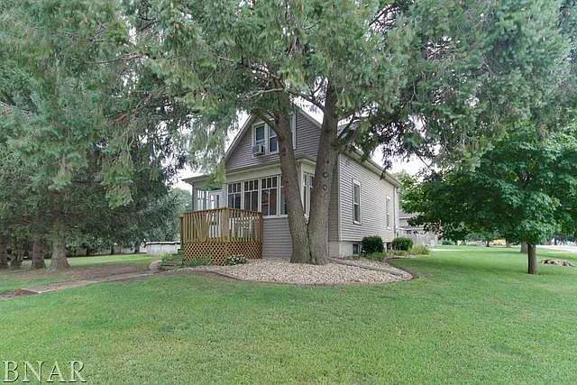 313 W Spencer St photo 1