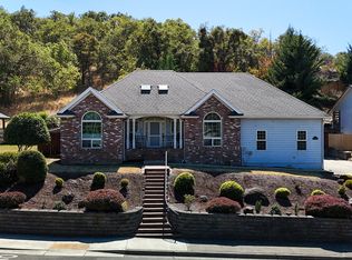 1050 NE Garden Valley Blvd, Roseburg, OR 97470